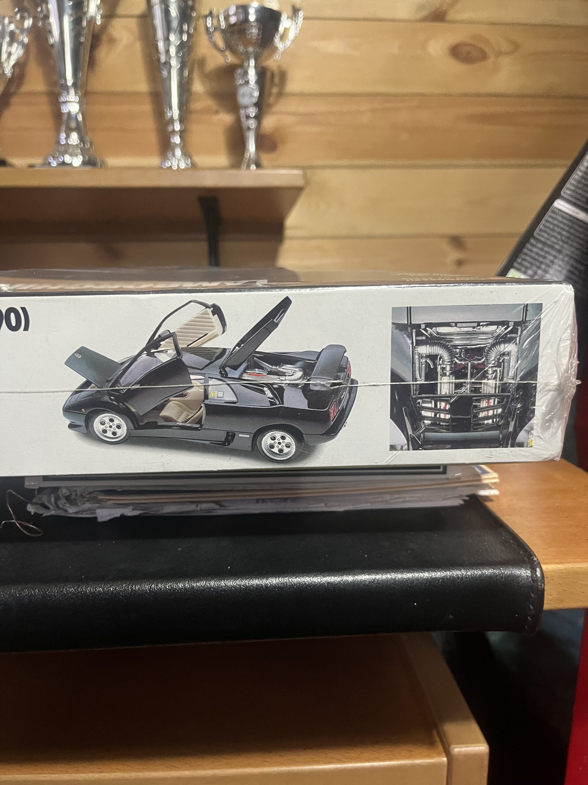 ⭐️⭐️Lamborghini Diablo 1990 Metal build kit⭐️⭐️ - Image 2